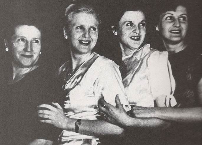 Franziska, Eva, Gretl e Ilse Braun