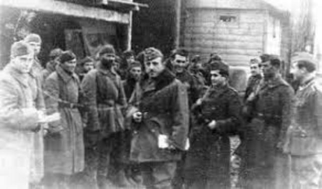Miembros de la Sección de Gendarmería que el 18 sostuvieron un primer choque con el enemigo en la zona de Osnia
