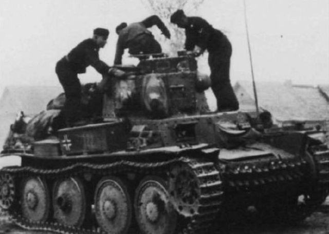 Panzer 38 t de la 8ª Pz. Div.en las cercanías de Leningrado. De un total de 223 carros de la división, 118 eran de fabricación checa
