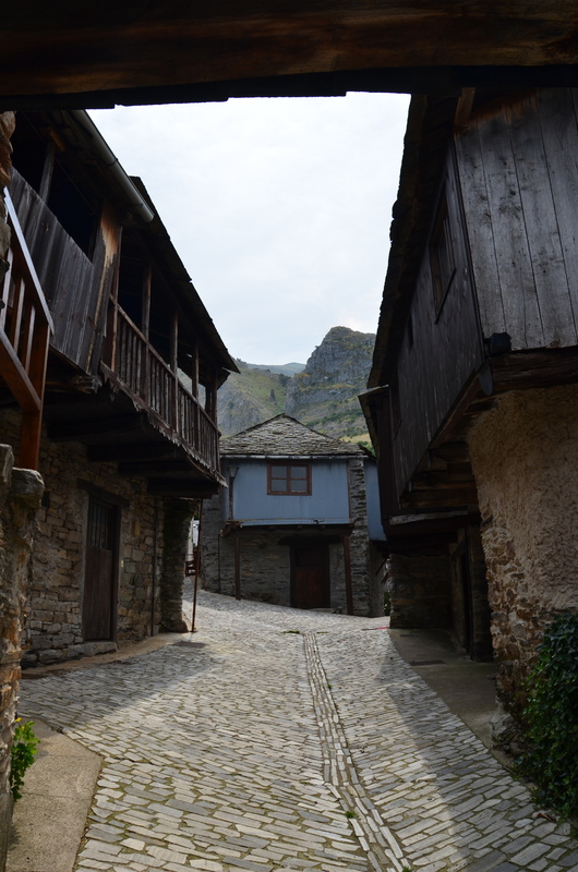 PEÑALBA DE SANTIAGO-22-6-2017-LEÓN - Los pueblos más bonitos de España-2010/2023 (16)