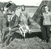 https://s9.postimg.cc/gg4qf98mz/Finnish_Fiat_G50_pilots_1941.jpg