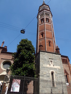 Milán - Lago Como - Bérgamo - Blogs de Italia - Primer día: LLegada, traslado hotel y recorrido Duomo, Palazzo Reale y mucho más (8)