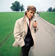roger_moore_59