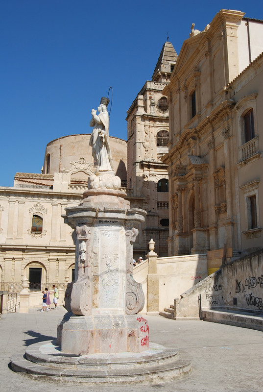 Quanto è bella la Sicilia! - Blogs de Italia - La Val di Noto, 19 de julio de 2012. (1)