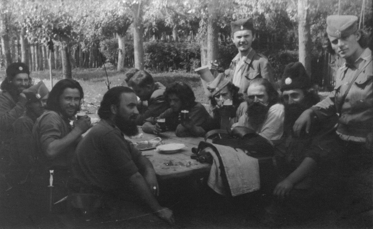 [Слика: slika_128-132_copy_3.jpg]