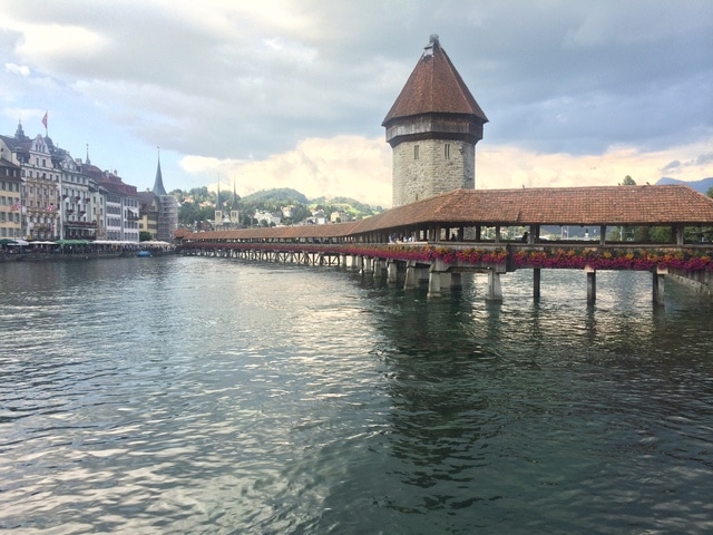 Suiza en coche 9 días, recomendadísimo ir! - Blogs de Suiza - Día 2: Cataratas del Rin, Steim an Rhein, Brunnen, Vitnau, Lucerna, Beatenberg (32)